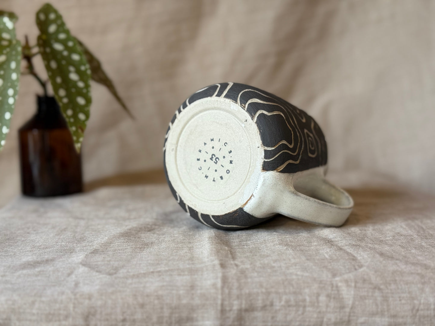Abstract- Fat Belly Mug