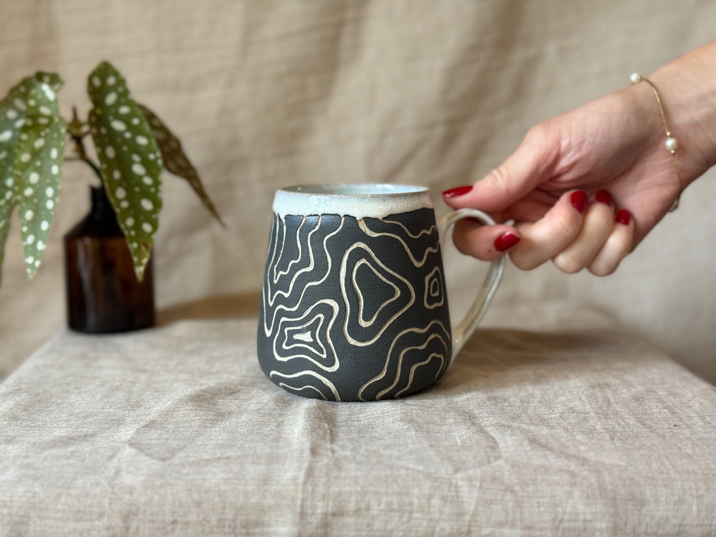 Abstract- Fat Belly Mug