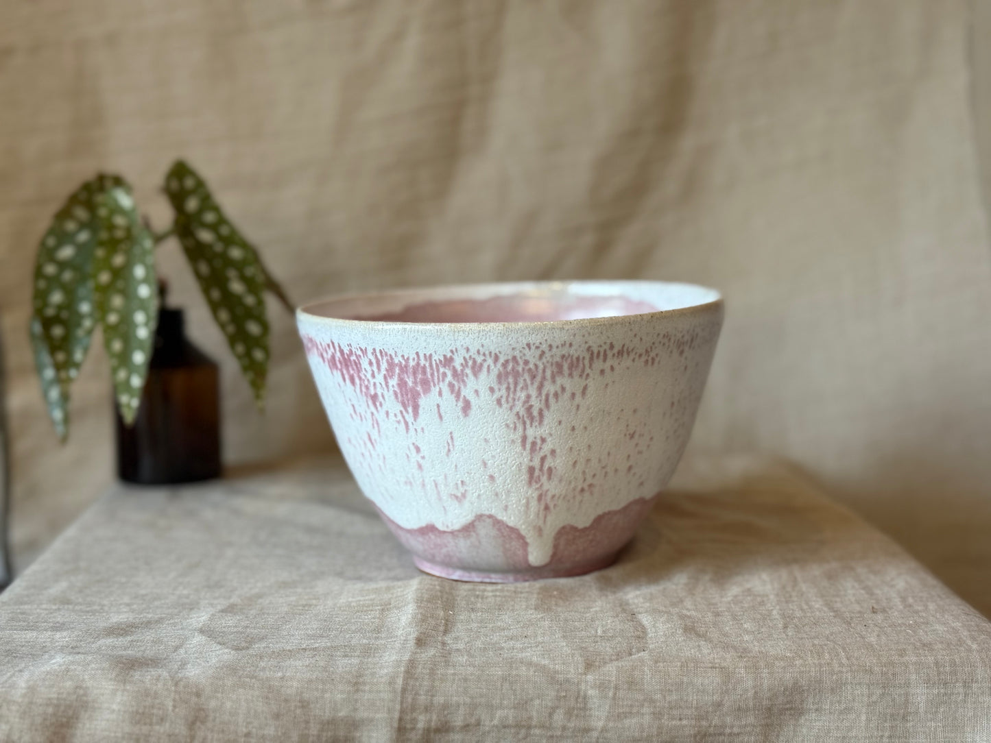 Snowberry - Serving Bowl