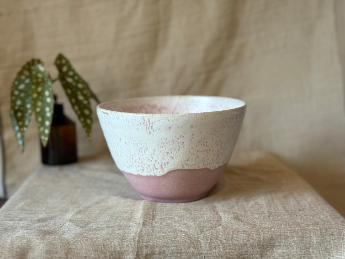 Snowberry - Serving Bowl